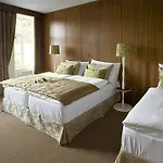 Kasperk 4*