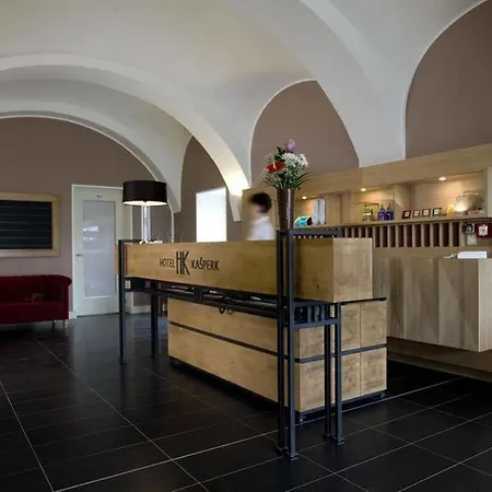 Kasperk 4*