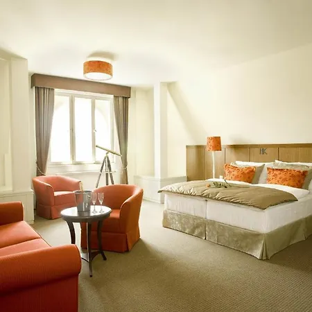 Kasperk 4*