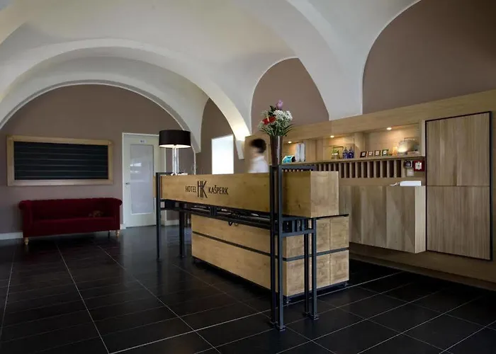 Kasperk 4*